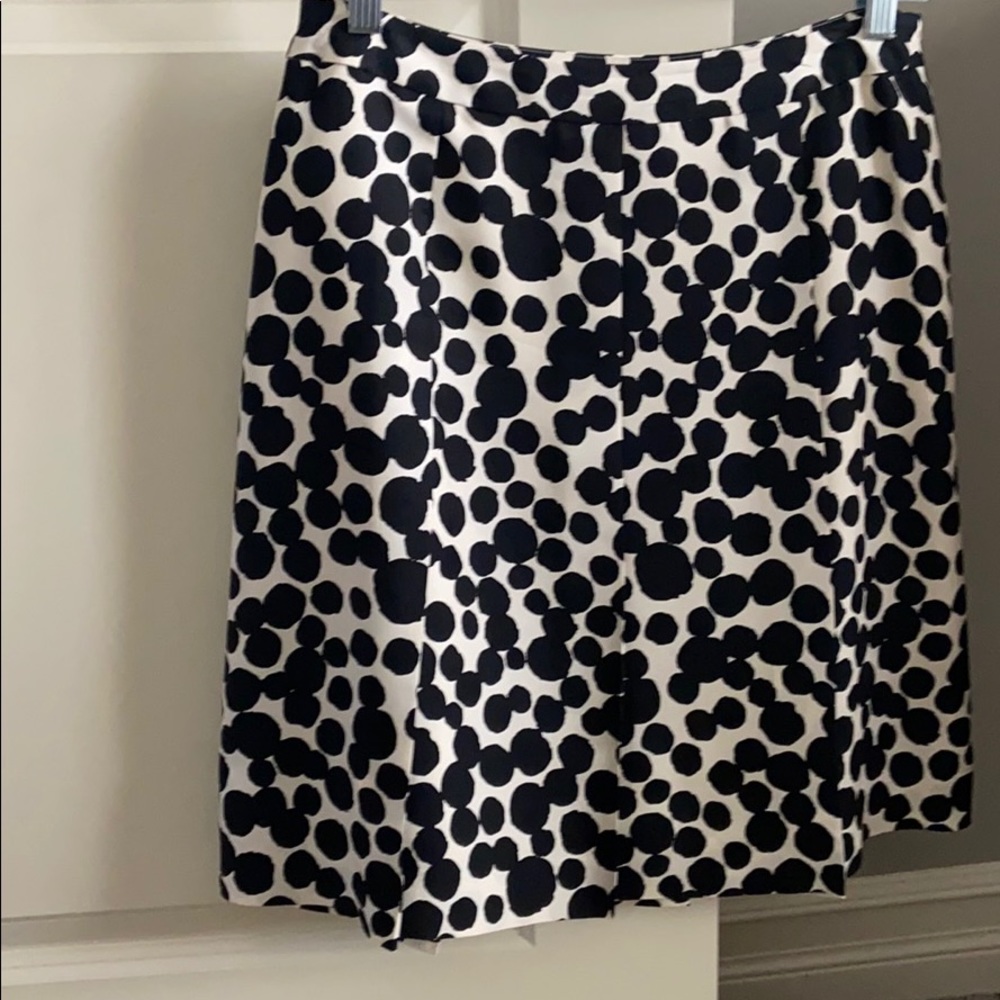 Banana Republic 100% silk pleated a-line skirt